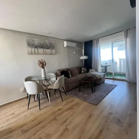 Apartamento Yanis Torrevieja