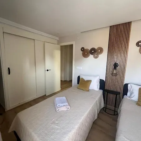 Apartamento Yanis Apartment Torrevieja