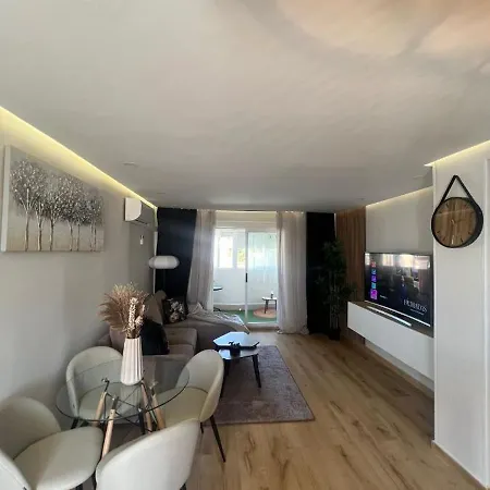Apartamento Yanis Torrevieja